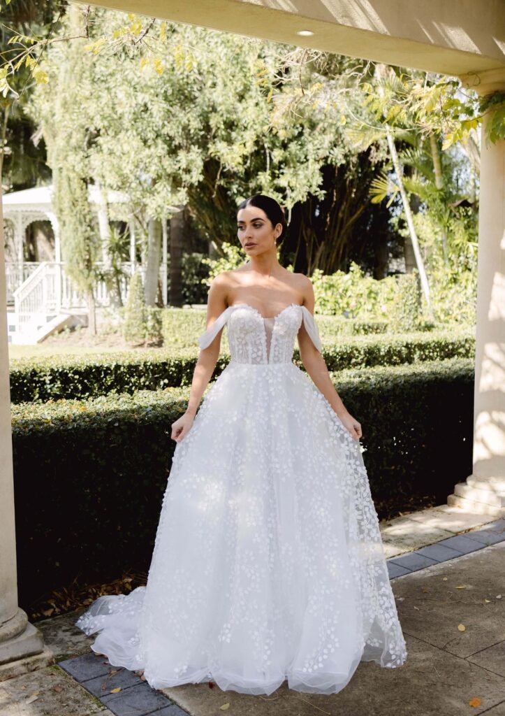 Cizzy Bridal